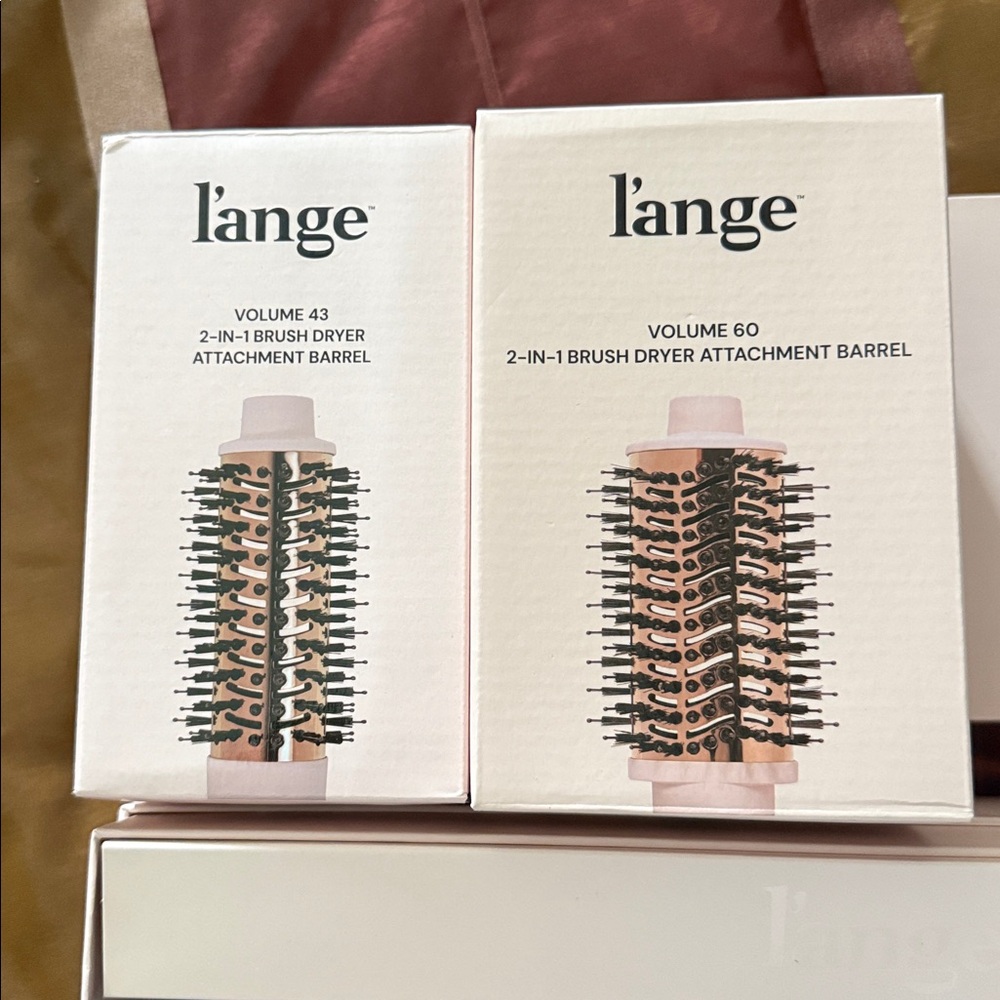 Multi-Volume Series 2-in-1 Interchangeable Brush Dryer - Picture 4 of 11